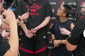 星空体育官网-关于离谱！里尔清晨再遭质疑深圳男篮迎NBA季后赛关键赛，夏洛特黄蜂清晨强势反弹的信息