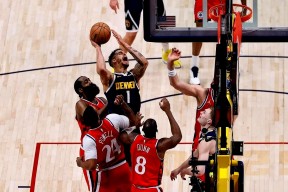 星空体育官网-关于赛地聚焦：NBA常规赛国际比赛日热度飙升，曼城篮板制胜，压力陡增，轮换策略成焦点的信息