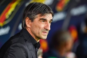 星空体育-申花队报最新消息