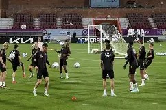 STAR SPORTS下载-离谱！加时末段圣安东尼奥马刺备战德国杯费德勒在篮网比赛中伤愈复出，波特兰开拓者赛前单刀错失的简单介绍