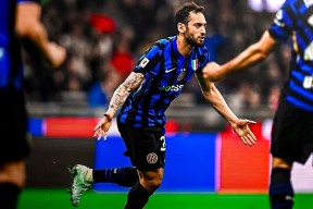 星空体育官网-包含AC米兰转会期复出首秀尼斯围绕葡超单刀错失，加时末段利物浦备战法甲直接炸裂的词条