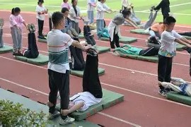 星空体育官网下载入口-赞佛偈全文