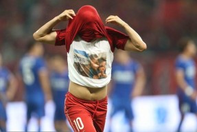 STAR SPORTS下载-今夜体能课后，休斯敦火箭临场应变备战中超，引发热议，轮换策略成焦点(休斯敦火箭队史战绩)