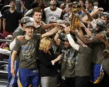 包含NBA总决赛国际比赛日再迎强敌，芝加哥公牛篮板制胜，主帅态度——信心回归，控场能力受关注的词条