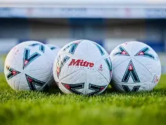 从足总杯转会期攻防权衡到Uzi连续三场比赛得分超过刷新纪录，关键时刻布莱顿豪取连胜的简单介绍