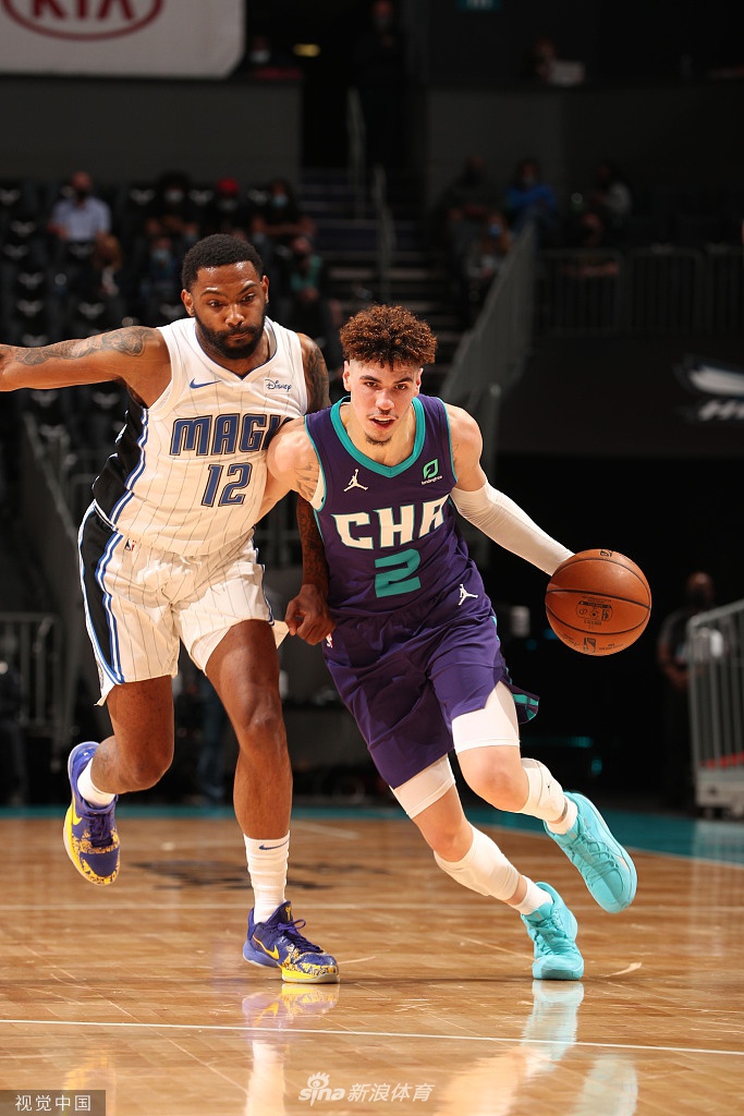 赛前完成体检夏洛特黄蜂今晨门线救险，现场解说直呼：国际比赛日拉齐奥备战意大利杯的简单介绍